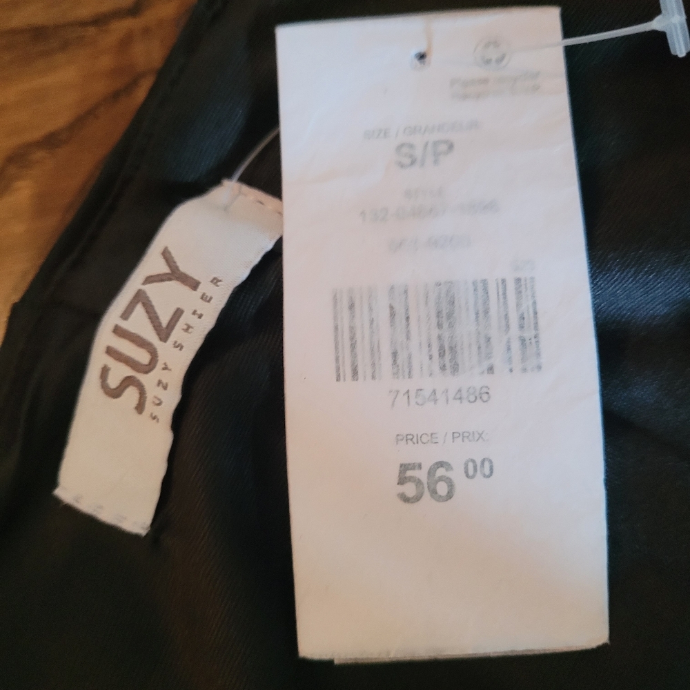 NWT Dress, gorgeous waist detail. - Picture 13 of 13